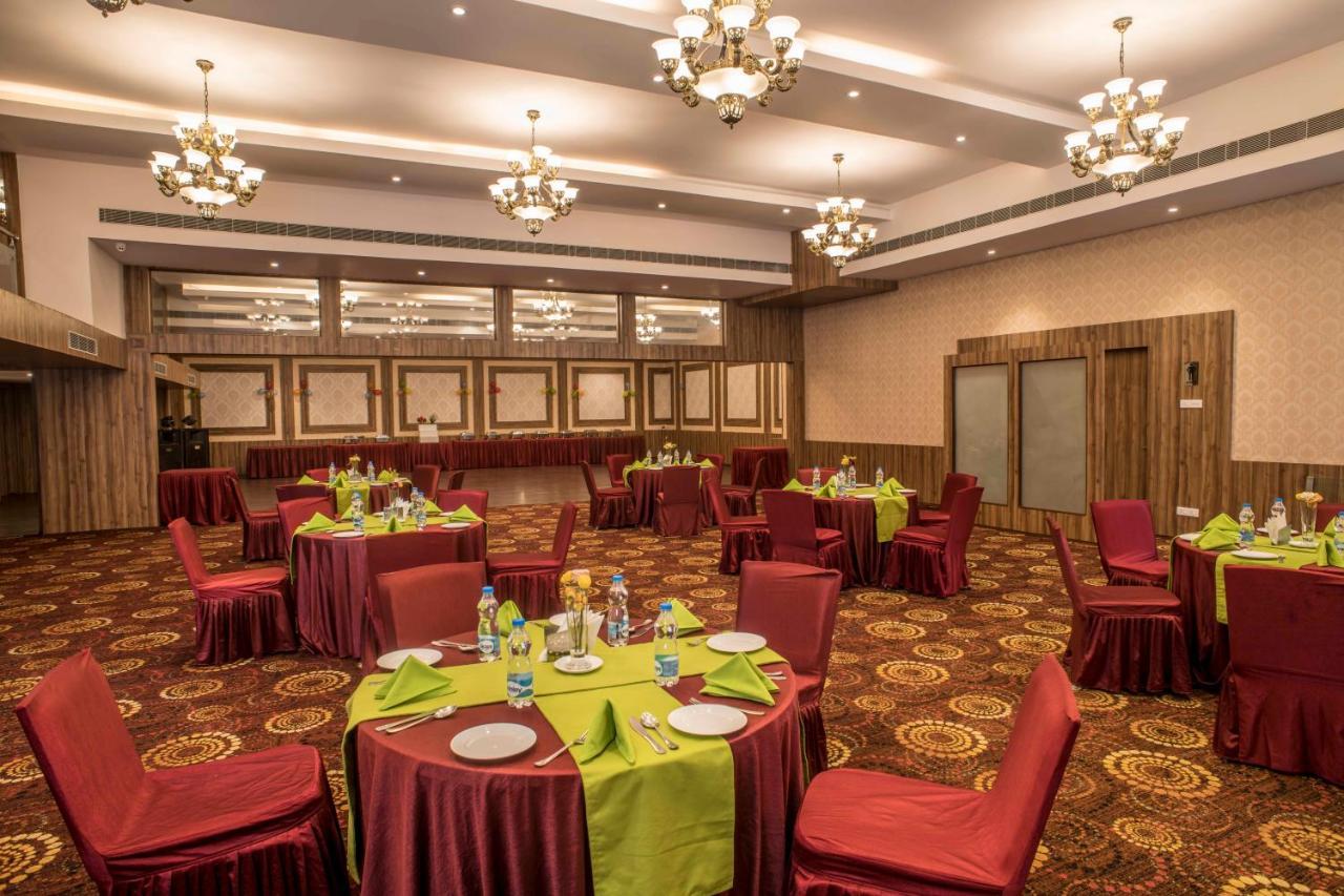 Club Central Bolpur Exterior photo